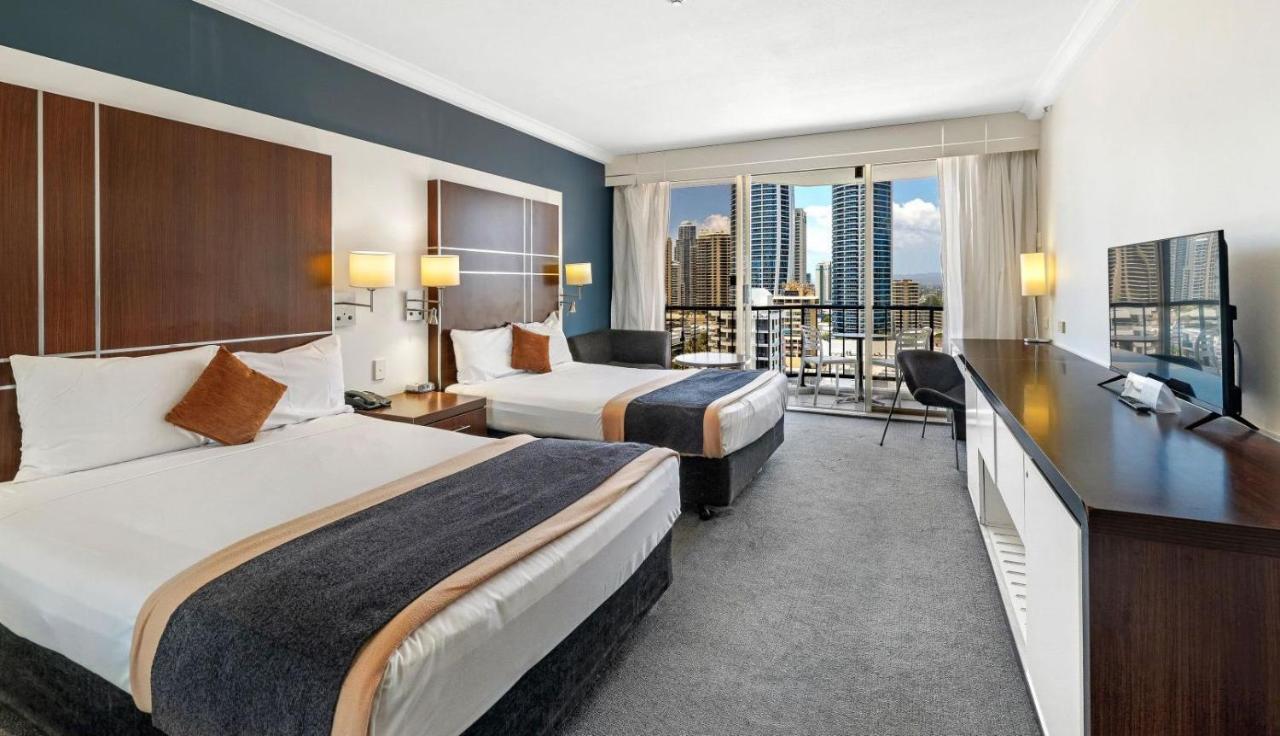Hotel Apartments On 22 View Avenue, Surfers Paradise โกลด์โคสต์ ภายนอก รูปภาพ